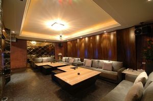 PARTY  ROOM PARTY  ROOM