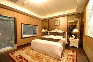 PARTY  ROOM PARTY  ROOM